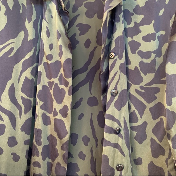 Escada Black and Green Animal Print Blouse, 34 - Picture 7 of 10
